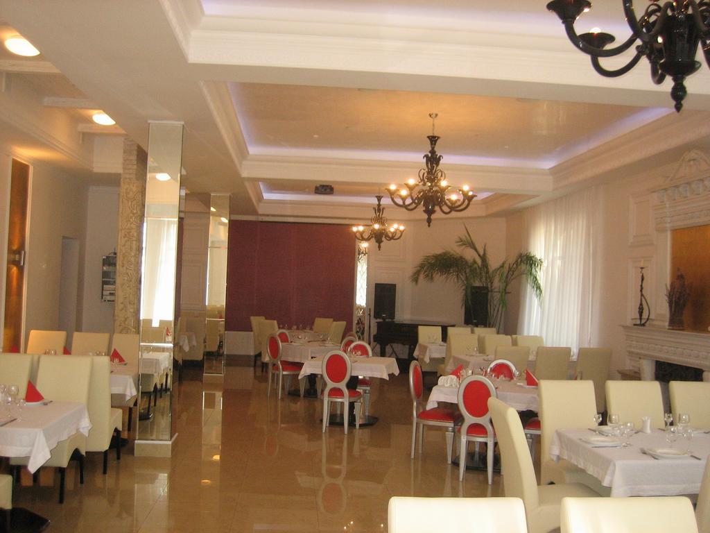 Skazka Hotel Vinnytsia Exterior photo